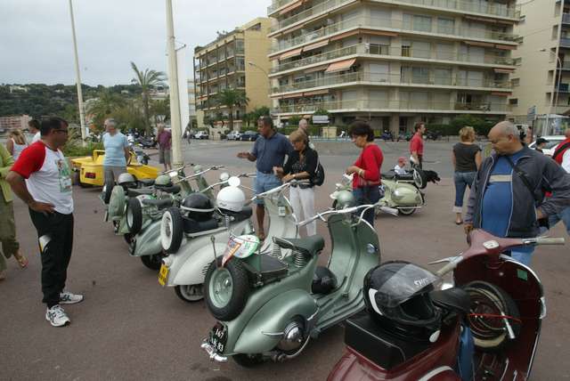 spectacle vespas131.JPG